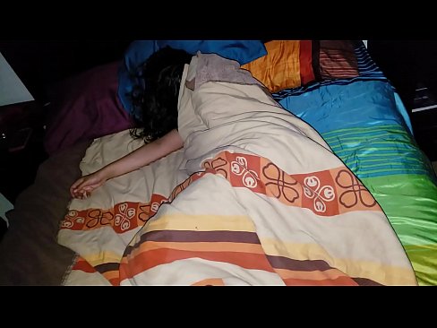 ❤️ سوتیلی ماں سوتی ہوئی اپنی نوجوان سوتیلی ماں کو پیٹ رہا ہے۔ ❤❌  مقعد ویڈیو پر ur.rexporn-com.ru